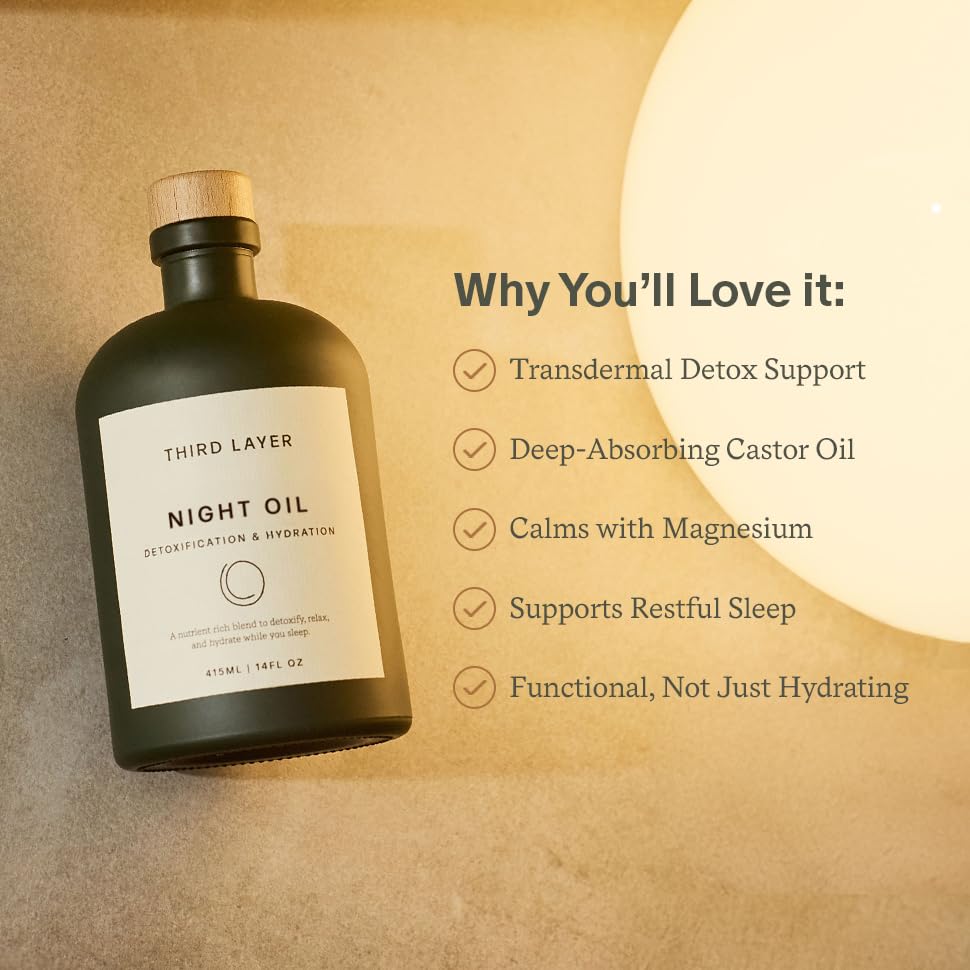 Third Layer oil pouring to show thick cold‑pressed texture and deep moisturization