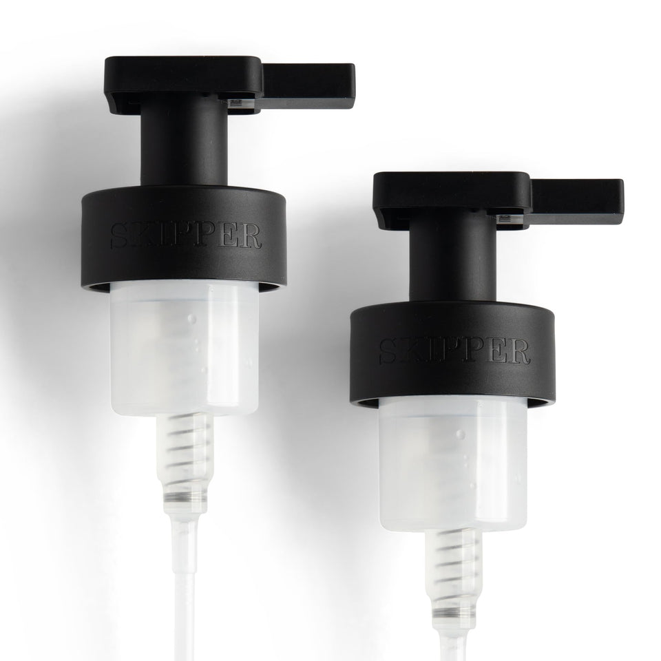 Tirtyl Skipper front view matte black pump showing sleek finish and reliable foam delivery