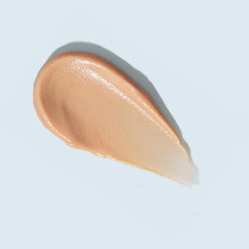TIZO close-up of creamy texture highlighting moisturizing finish