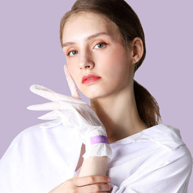 TOI:L glove interior serum texture highlighting deep hydration