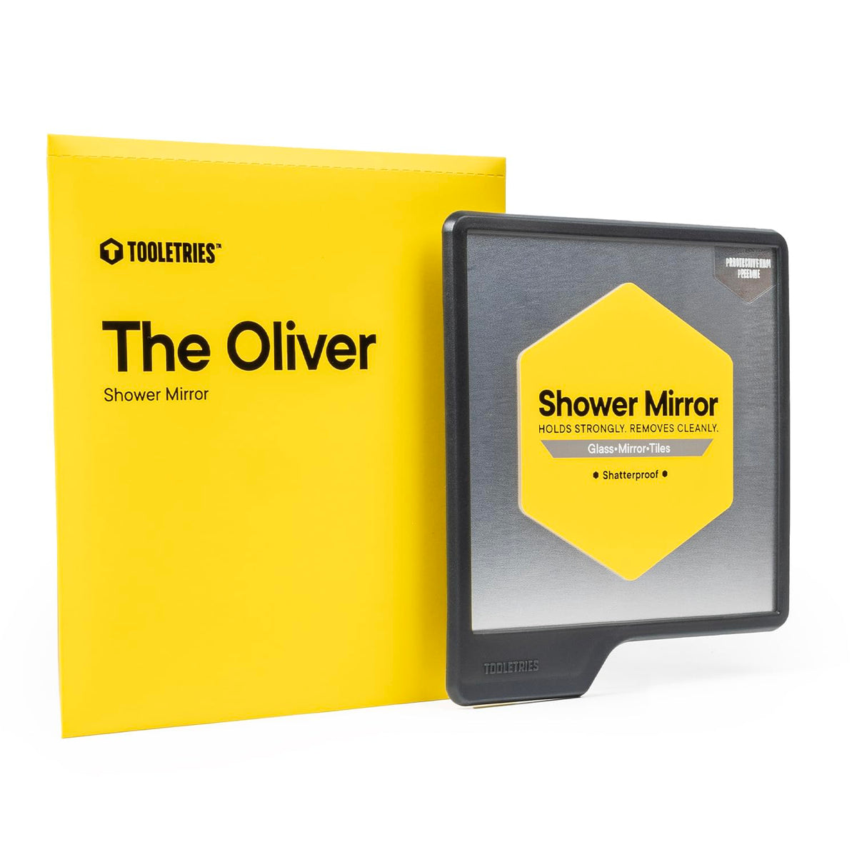 TOOLETRIES Oliver front view showing clear, fog-resistant mirror benefit