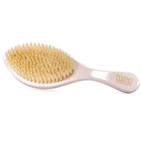 Lifestyle image of Torino Pro 640 used before durag for neat finishing