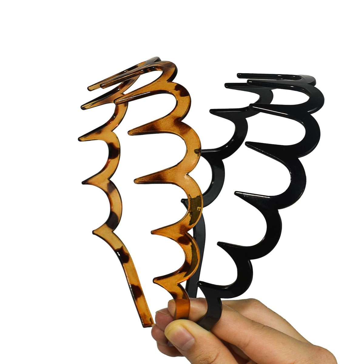 TOSEFES smooth recycled plastic finish showing snag-free hair protection