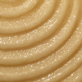 Tree Hut shave oil droplet on skin demonstrating smooth shave protection