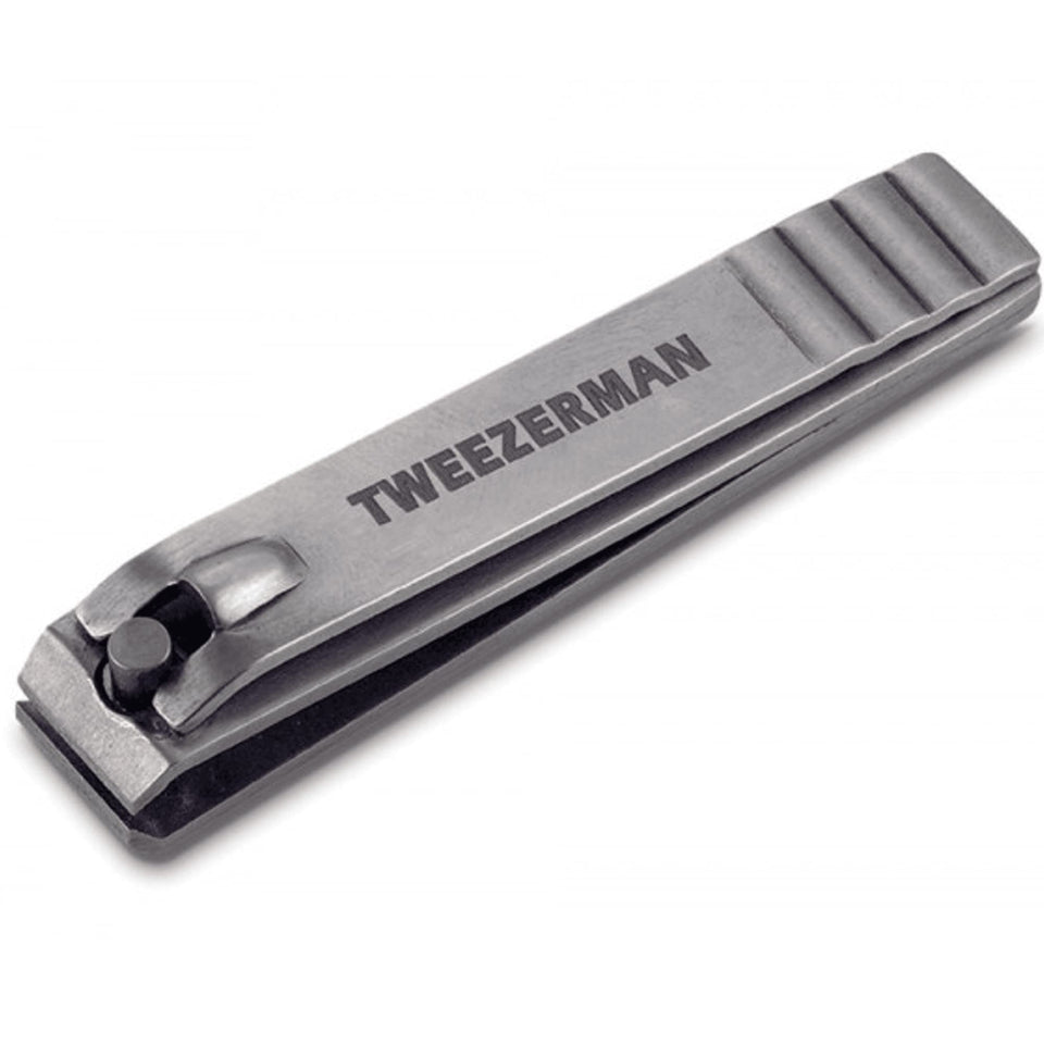 Tweezerman clipper front view showing durable stainless steel and precise edges for accurate trims