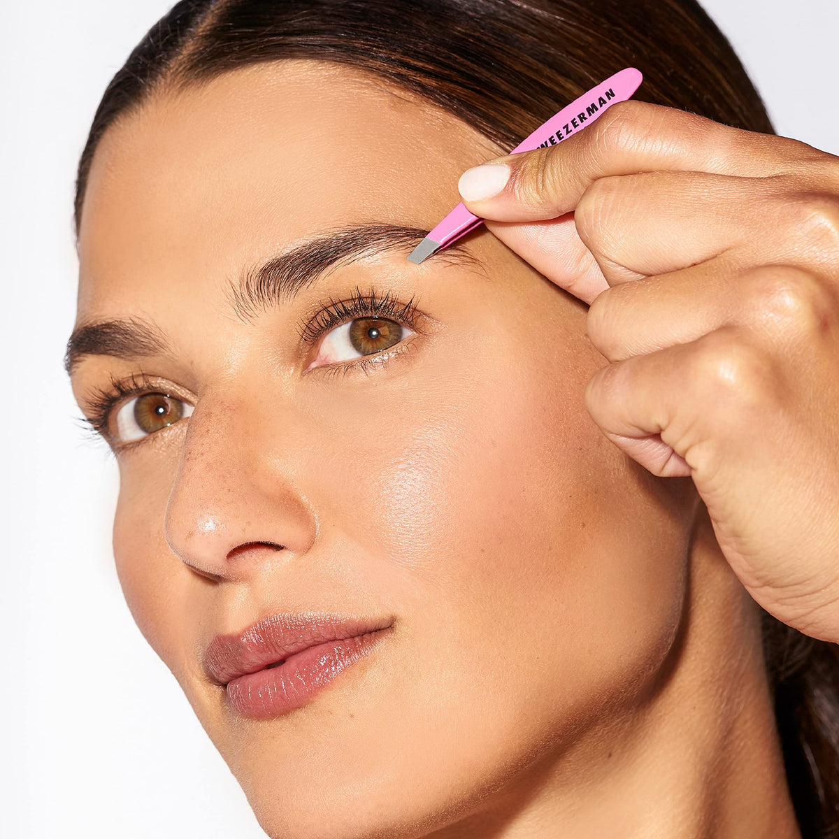 Tweezerman slant tip close-up highlighting precise angle and clean grip