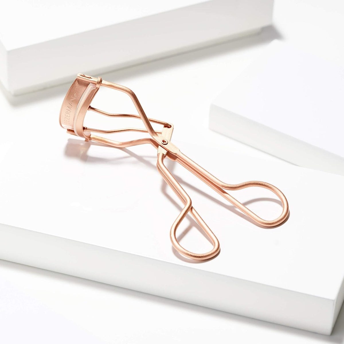 Tweezerman product packaging with three replacement pads for ongoing performance