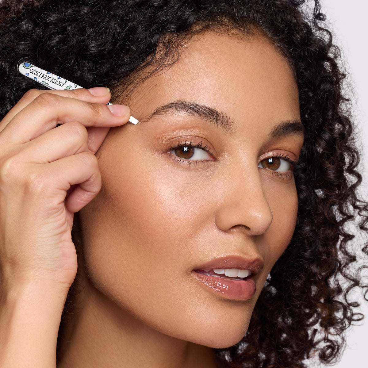 Tweezerman point tweezer tip detail for targeting ingrown and fine hairs