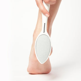 Tweezerman textured ceramic surface close-up demonstrating effective exfoliation benefit
