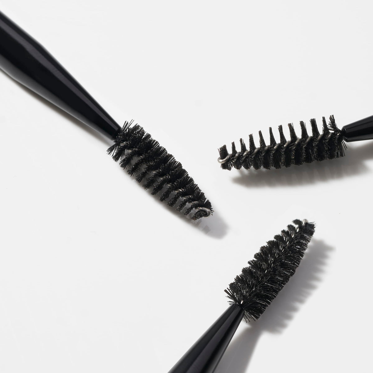 Tweezerman close-up of dense bristles highlighting precise grooming benefit