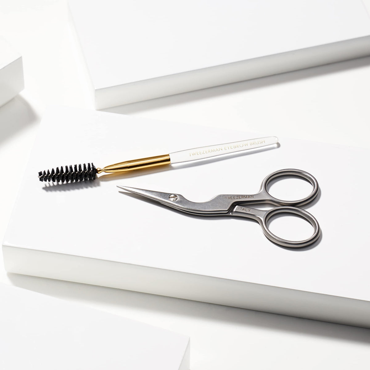 Tweezerman stainless-steel blade edge highlighting durable easy-to-clean quality