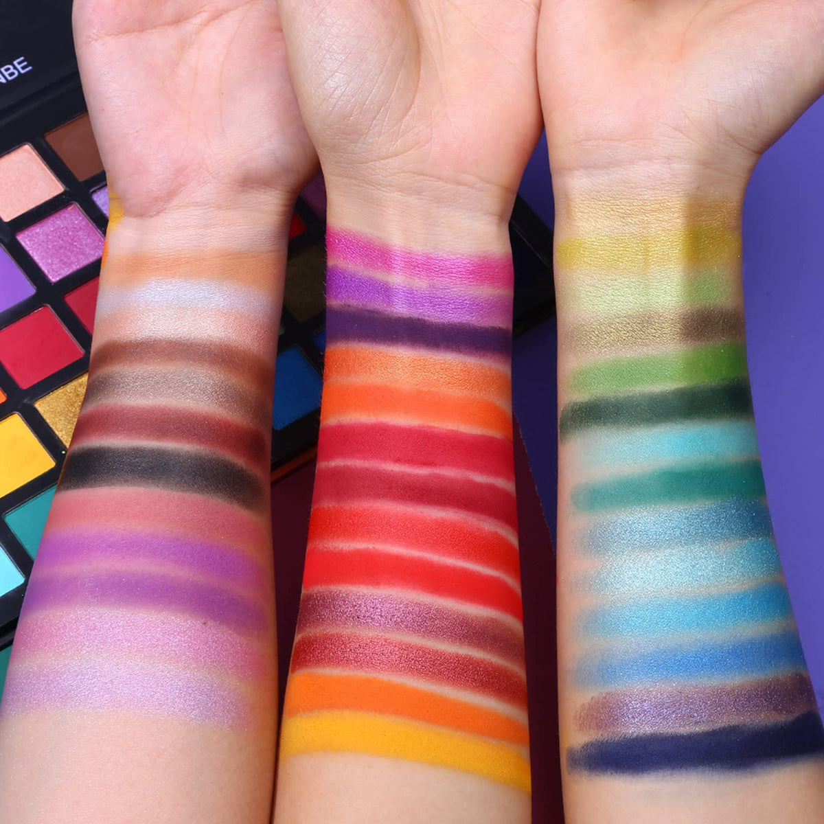 UCANBE shimmer and duochrome texture showing reflective color payoff benefit