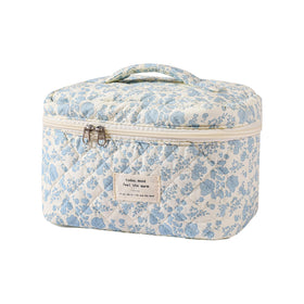 uekeboag front view floral quilted bag showing roomy storage benefit