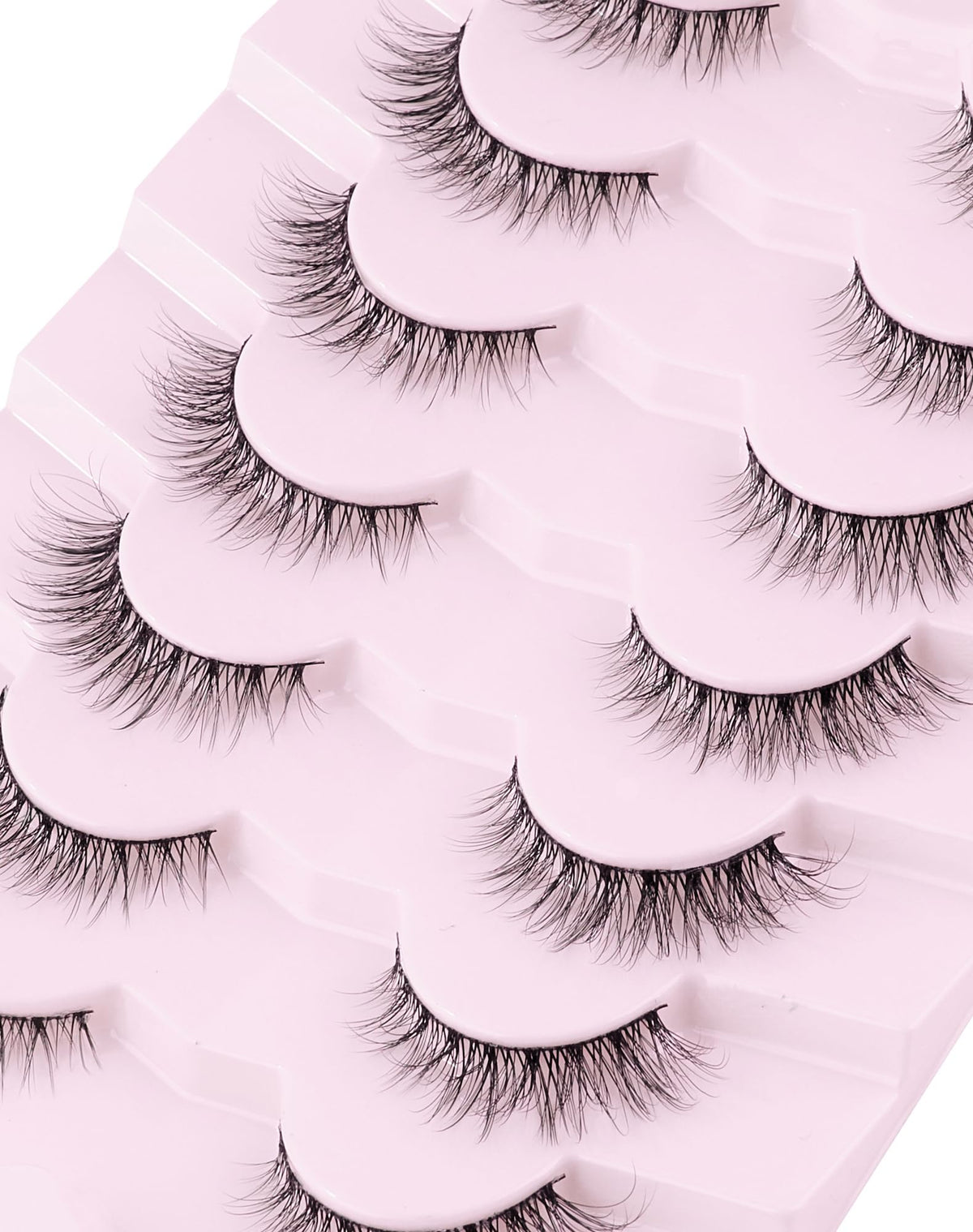 Ukrizi UK222 lashes stored in tray preserving shape and longevity