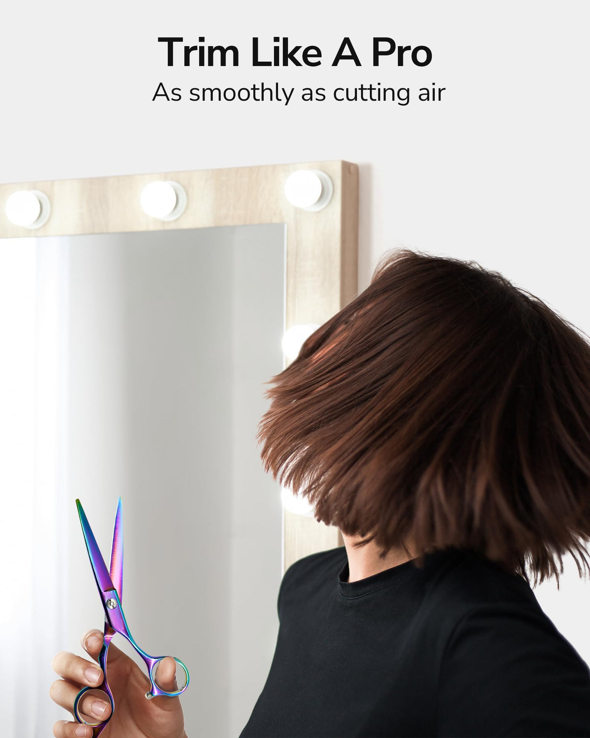 ULG close-up of razor edge blade delivering precise, clean hair cuts