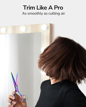 ULG close-up of razor edge blade delivering precise, clean hair cuts