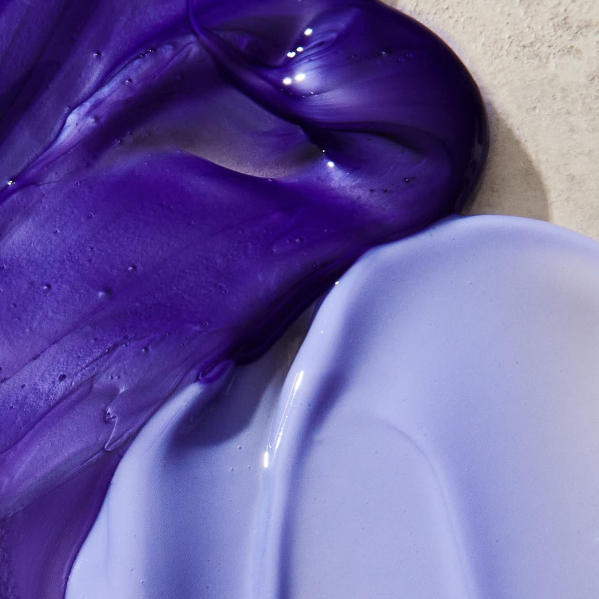 UNITE Hair BLONDA close-up label highlighting ingredients and gentle cleanse benefit