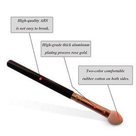 UorPoto applicator placing shimmer on eyelid for exact glitter placement