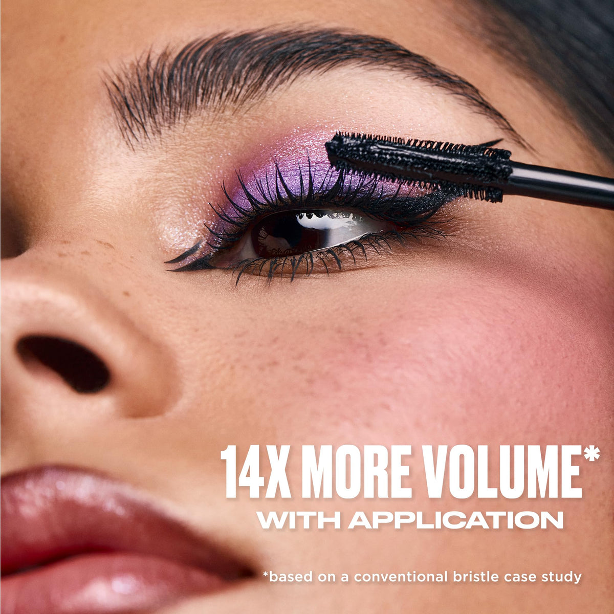 URBAN DECAY ingredients label and texture showing castor oil, peptides and hyaluronic acid