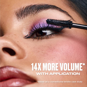 URBAN DECAY ingredients label and texture showing castor oil, peptides and hyaluronic acid
