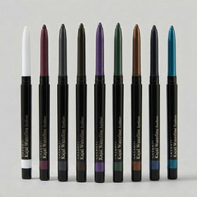 VASANTI model wearing eyeliner illustrating smudge-resistant finish