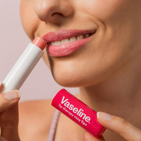 Vaseline ingredients label closeup emphasizing Vitamin E and Vaseline Jelly