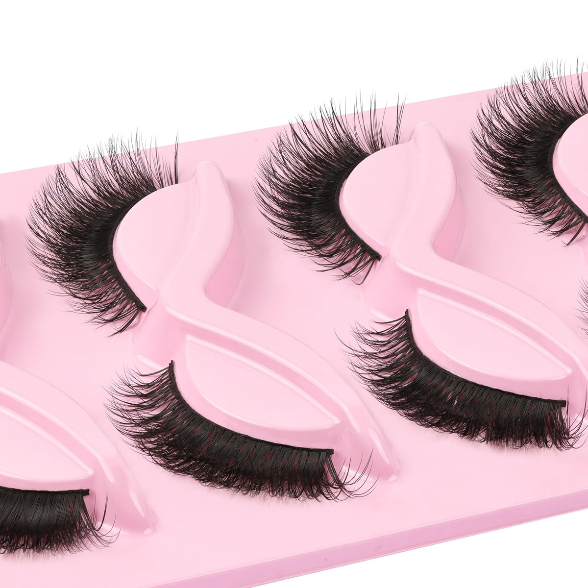 Veleasha lashes applied on eye creating lifted cat-eye effect