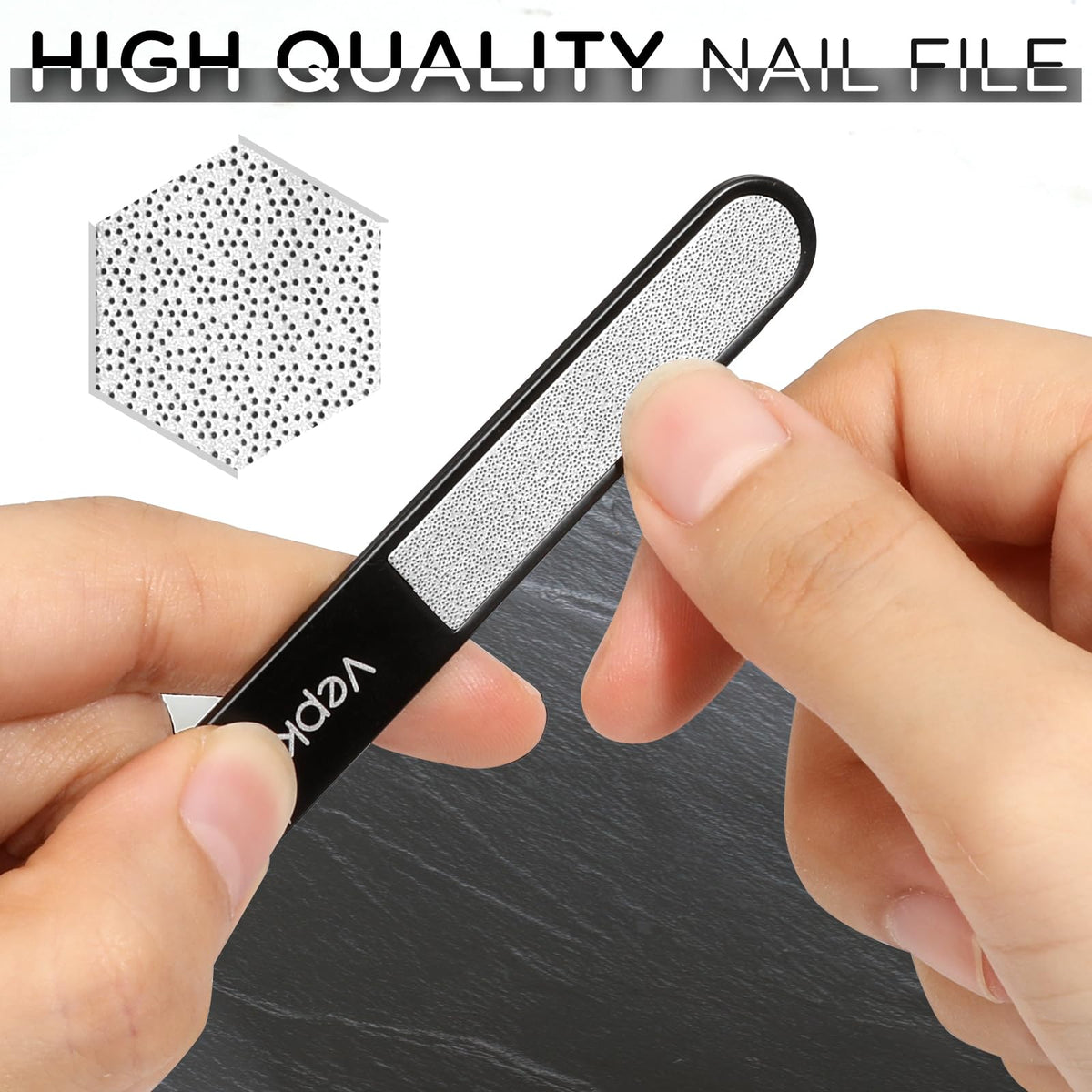 Vepkuso lifestyle image of a senior using clippers for safer grooming