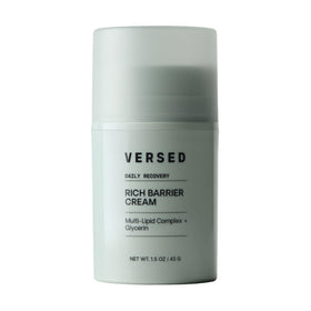 Versed jar front view showing product branding and hydration benefits
