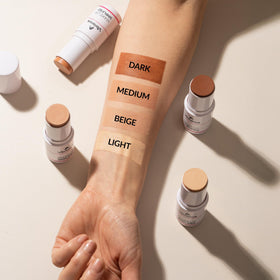 Vibriance used to contour cheek demonstrating natural definition without harsh lines