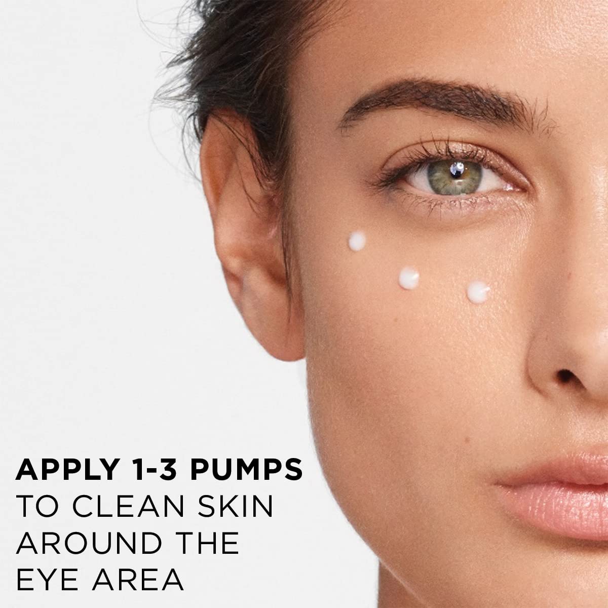 Vichy gel being dotted under eye to illustrate quick absorption benefit