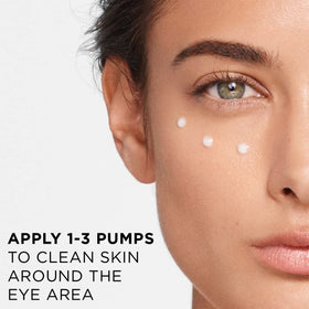 Vichy gel being dotted under eye to illustrate quick absorption benefit