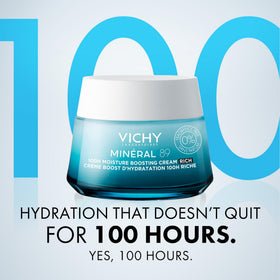 VICHY creamy texture close-up illustrating rich moisture and smooth application