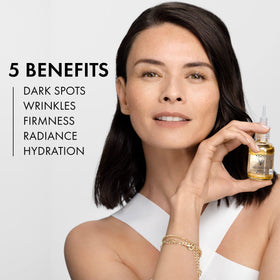 Vichy Neovadiol serum texture close-up demonstrating lightweight absorption