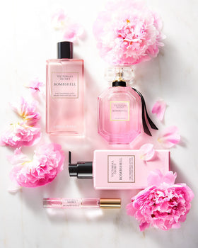 Victoria's Secret outer packaging box displaying retail-ready presentation