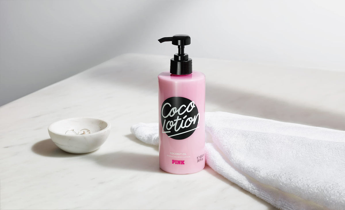 Victoria's Secret recycled plastic badge on bottle demonstrating eco-friendly packaging