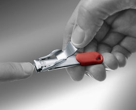 Victorinox close-up of stainless-steel blade emphasizing precision cutting benefit