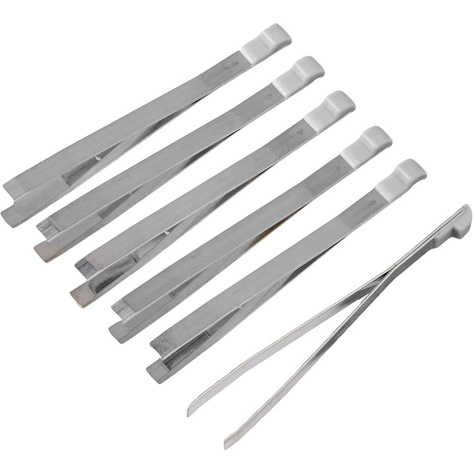 Victorinox front packaging showing six compact tweezers for ready-to-use precision