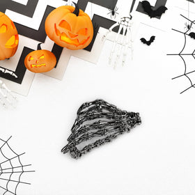 Vigorpace close-up spider clip detail showing design and durable finish