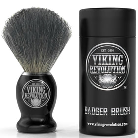 Viking Revolution front view of brush showing ergonomic handle and dense badger knot for control