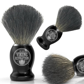 Viking Revolution close-up of badger knot highlighting soft tips and water retention