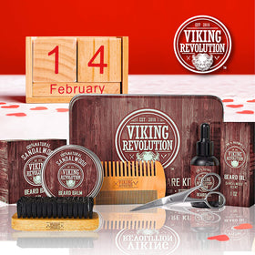 Viking Revolution boar-bristle brush close-up showing dense bristles for smoothing and shine