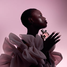 Viktor&Rolf boxed bottle arrangement highlighting gift-ready presentation