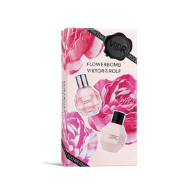 Viktor&Rolf Flowerbomb flatlay with flowers illustrating fragrance inspiration