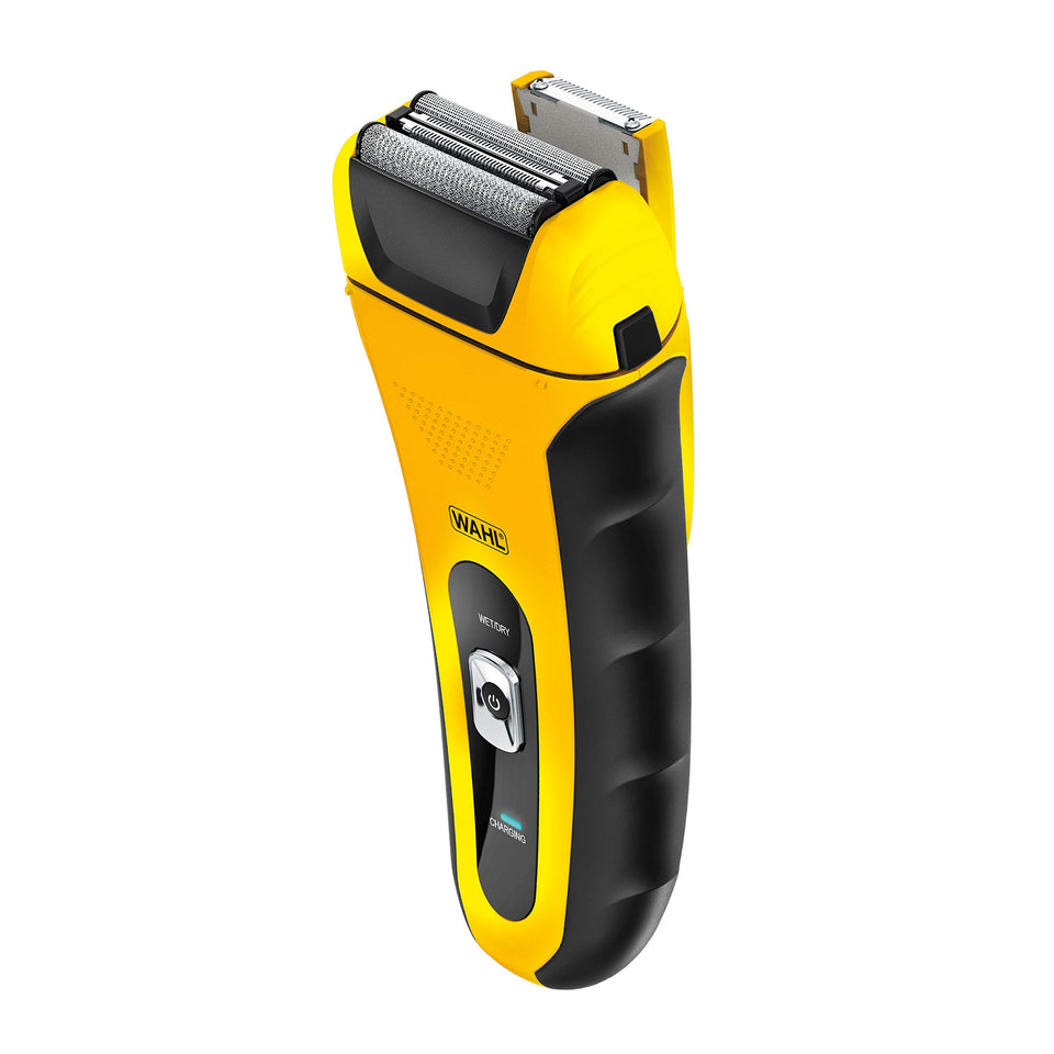 Wahl LifeProof front view showing sleek housing and foils for reliable shaving