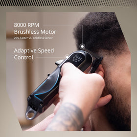 Wahl Professional Senior 2.0 held in hand demonstrating size and balance for better control