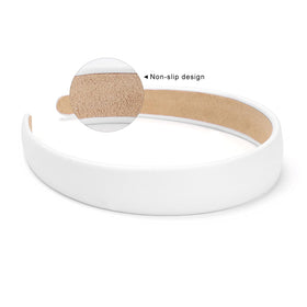 WantGor side profile on model showing natural fit and everyday wearability