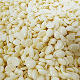 Waxness label close-up showing ingredients and made in Italy assurance