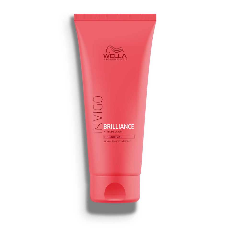 Wella Professionals bottle front packaging showing product name and size for clear identification and shelf appeal