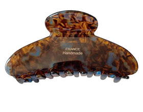 Wenlly front view tortoise shell clip showing elegant design and reliable hold